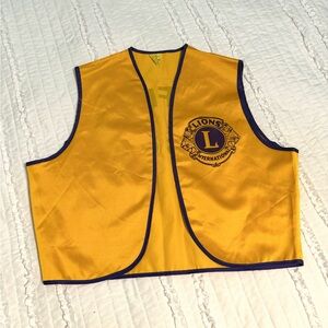 Vintage Belfield, North Dakota Lions Club International Vest Size Medium USA